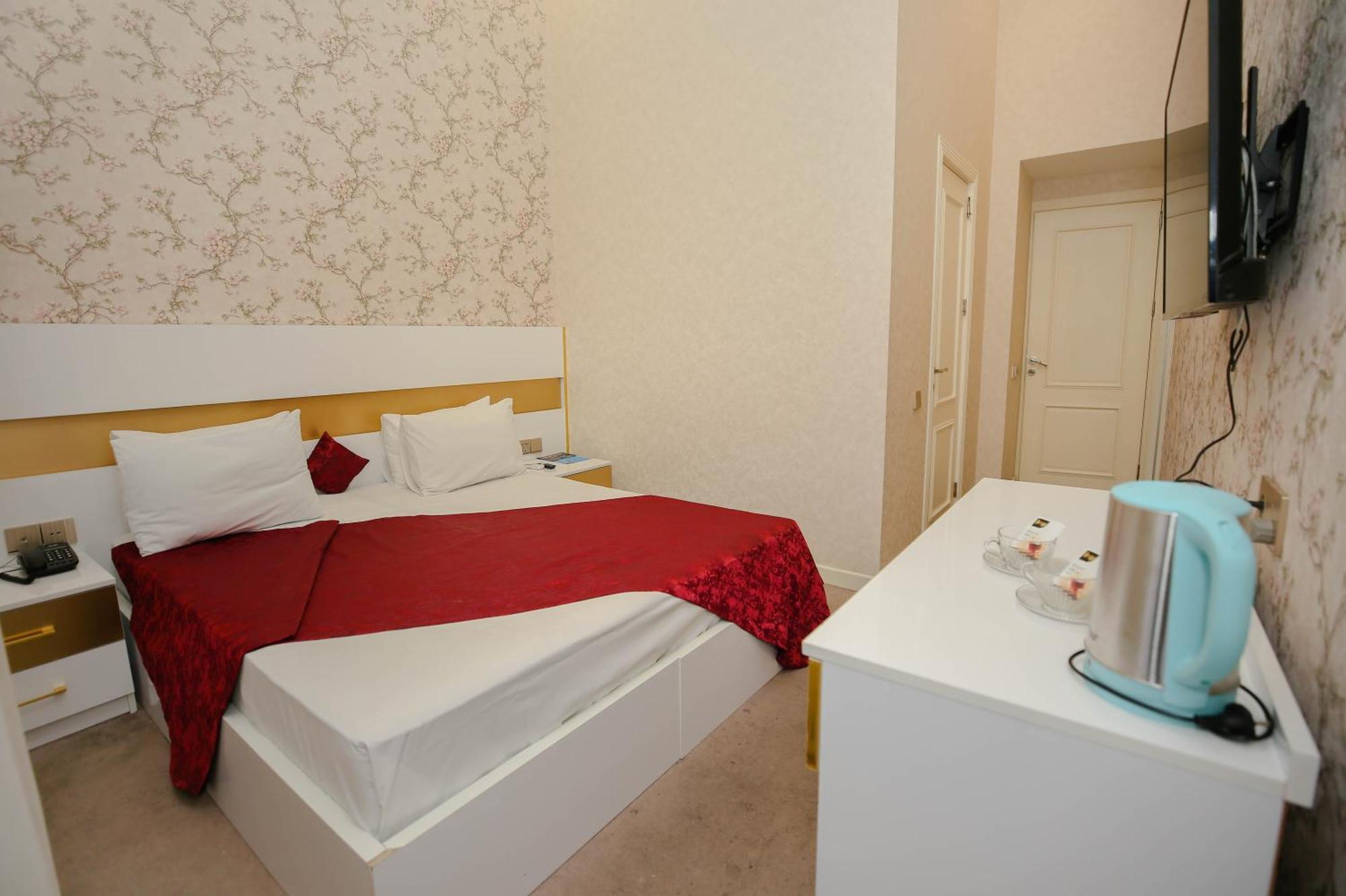 Dionis Coffee Shop Hotel Baku Exterior photo