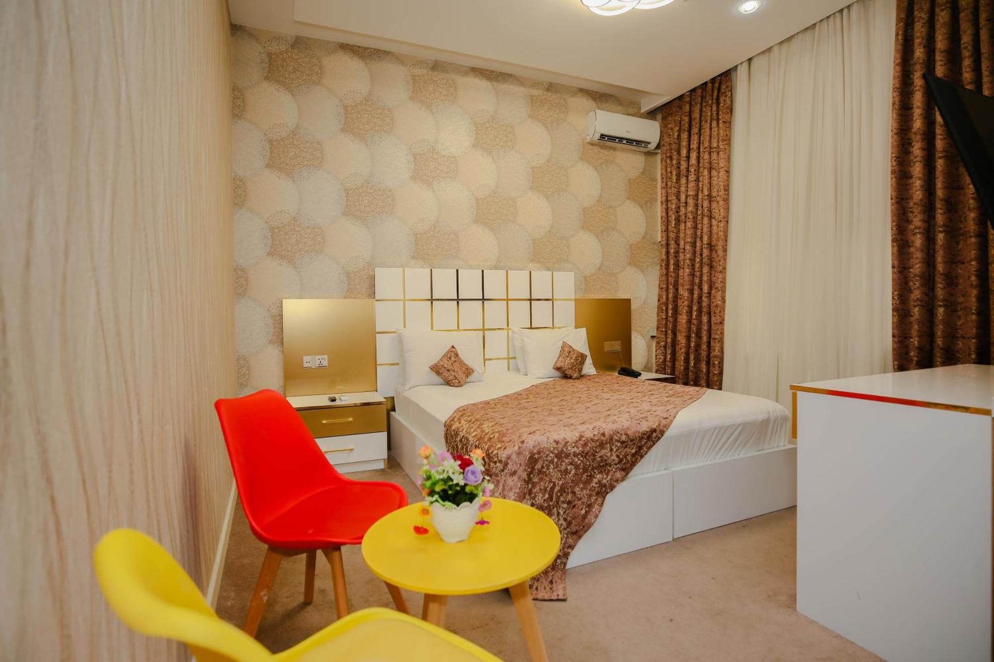 Dionis Coffee Shop Hotel Baku Exterior photo