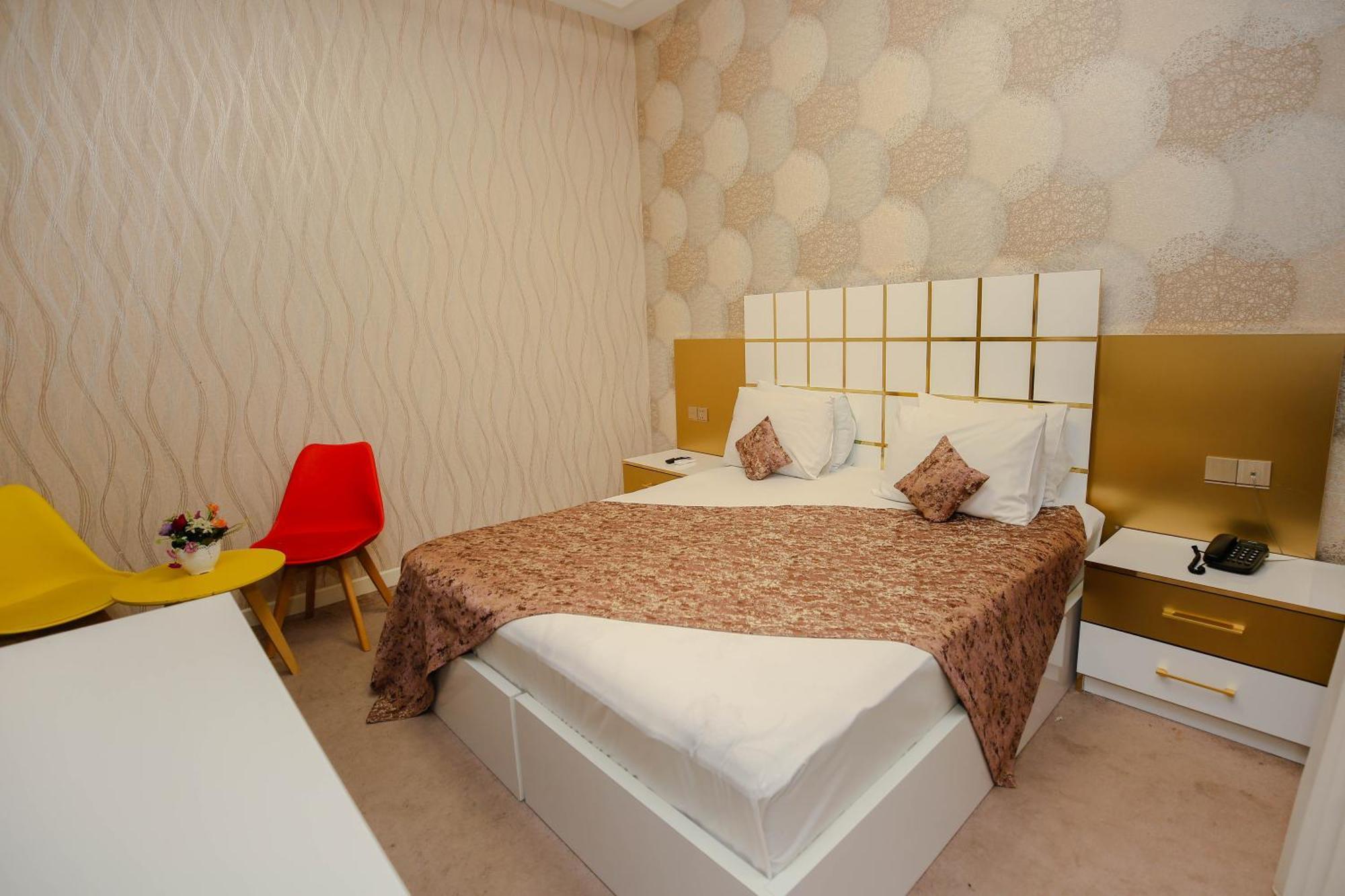 Dionis Coffee Shop Hotel Baku Exterior photo
