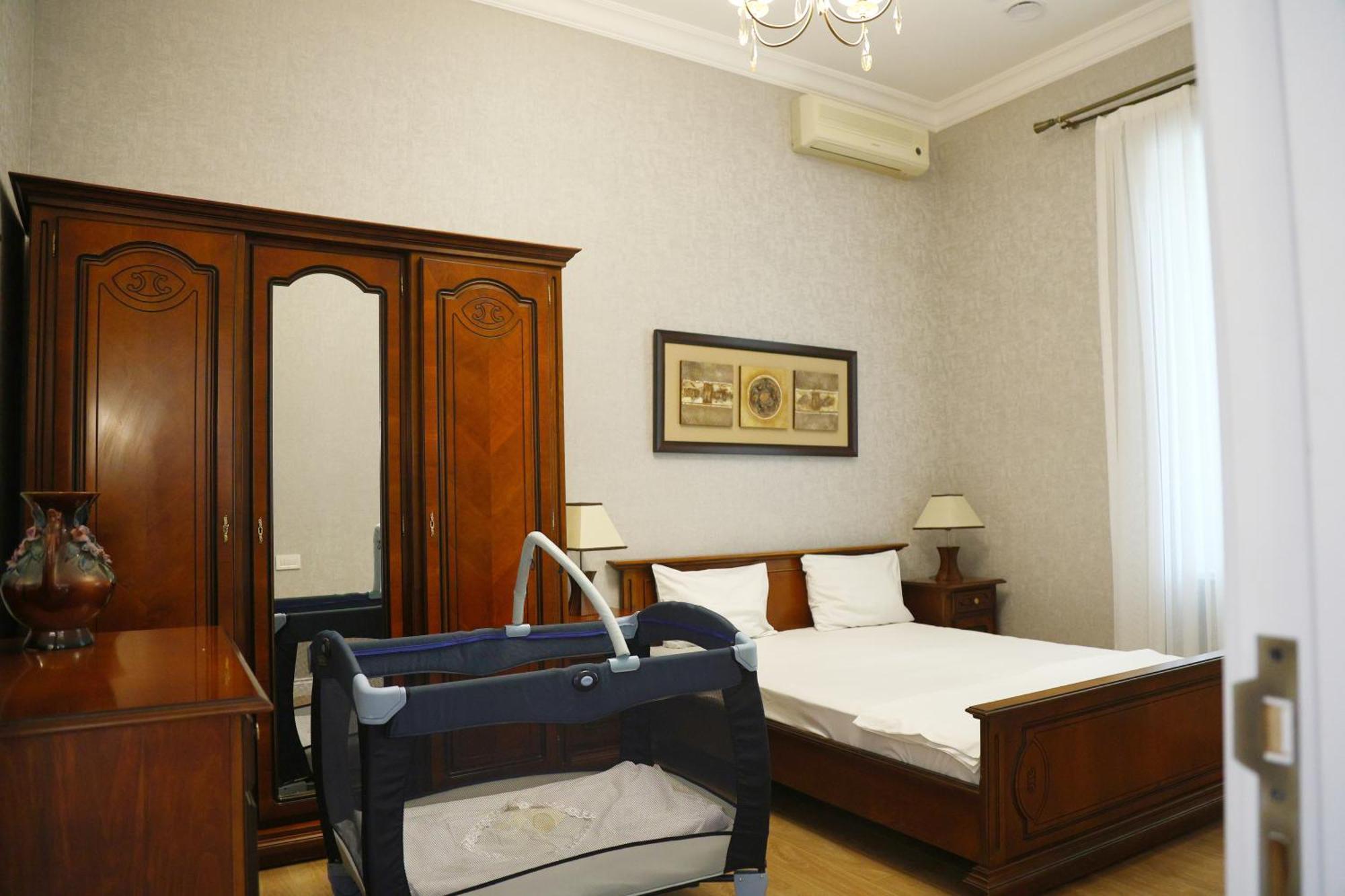 Dionis Coffee Shop Hotel Baku Exterior photo