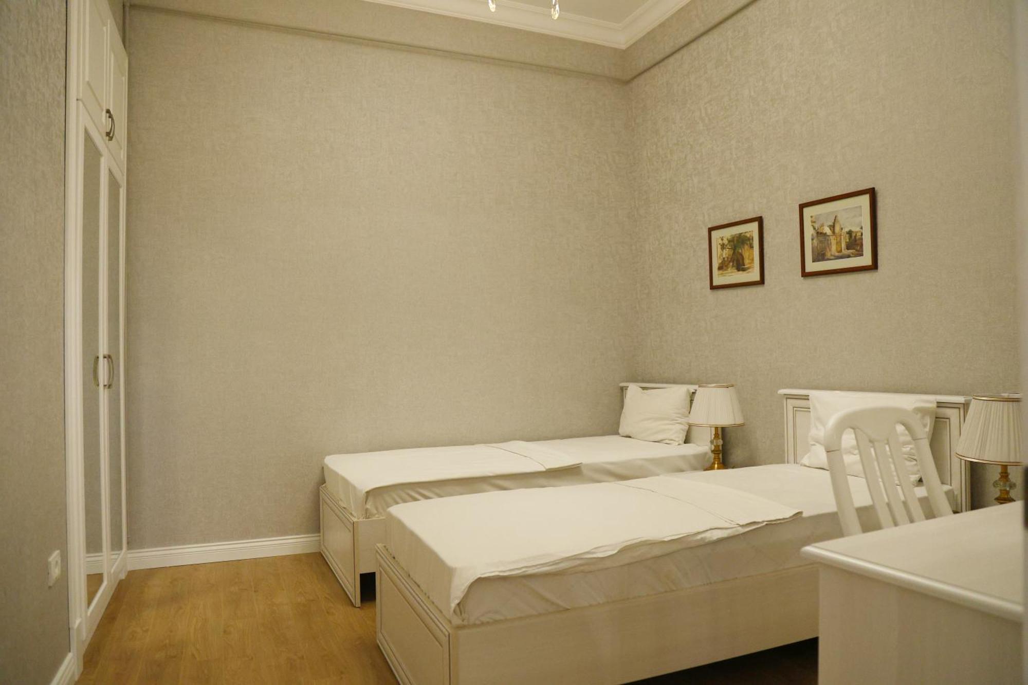 Dionis Coffee Shop Hotel Baku Exterior photo
