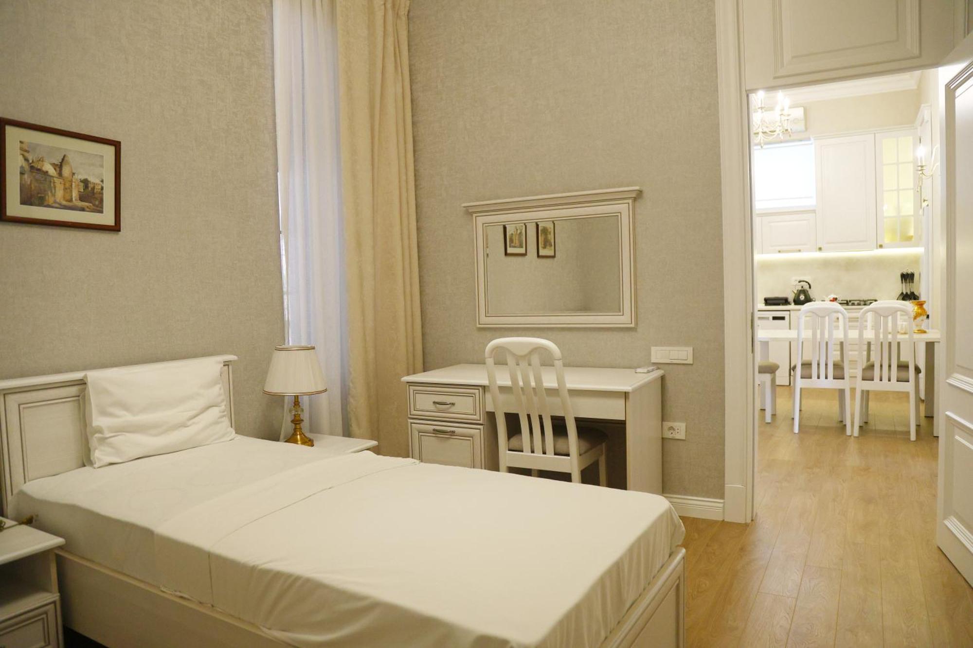 Dionis Coffee Shop Hotel Baku Exterior photo